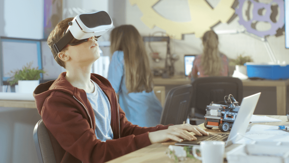 Миры виртуальной реальности - современный тренд