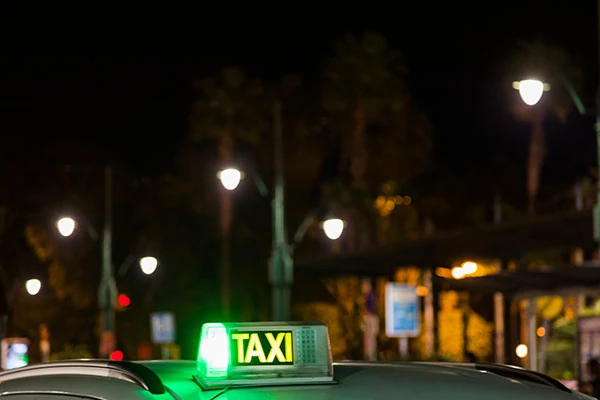 CМС-рассылка для рекламы службы такси